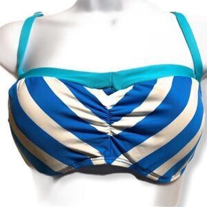 Beach House Underwire Top‎ NWT